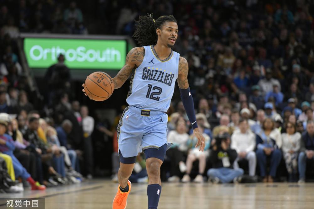 方的防守常 方的防守常